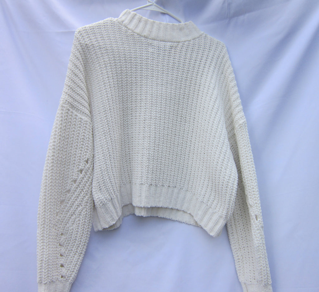 Cream Chunky Knit Cropped Sweater – Cozy Fall / Winter Essential